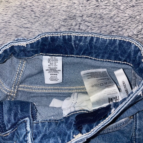 H&M Girls High Waisted Relax Fit Jean Shorts - Picture 4 of 6